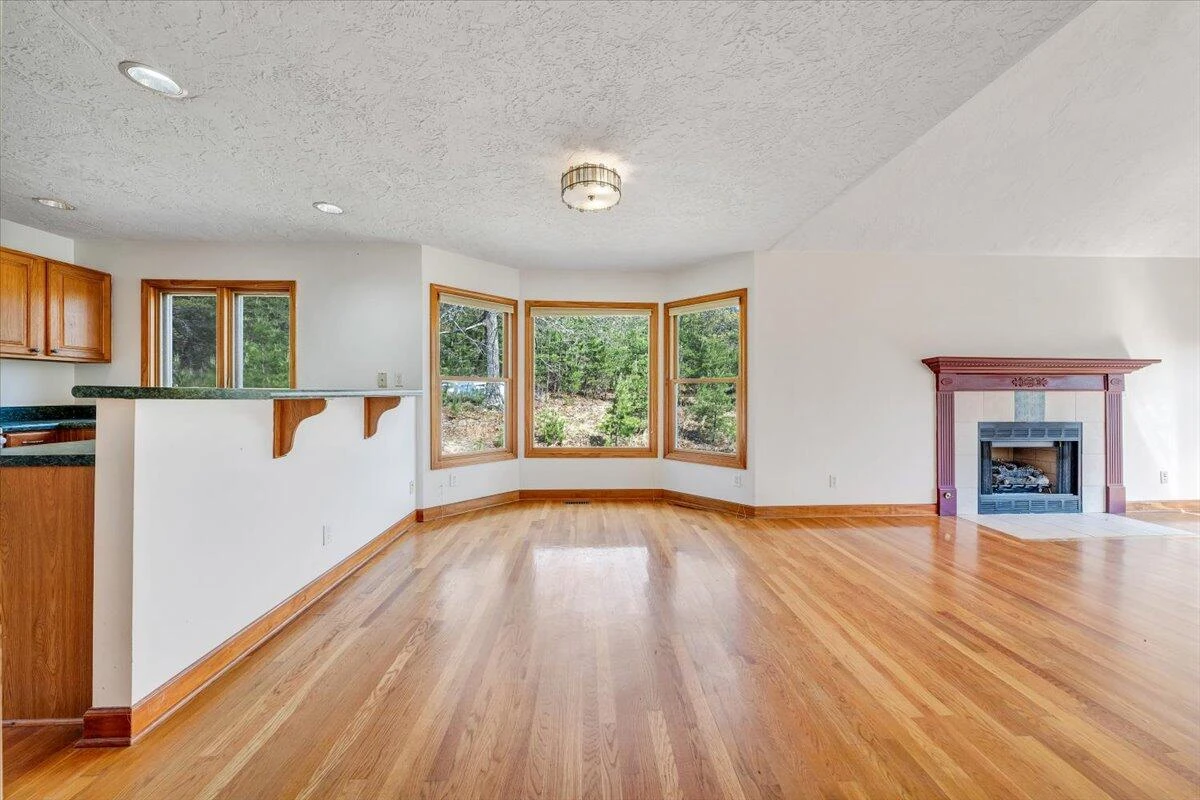5580 Warring LN - Photo 13