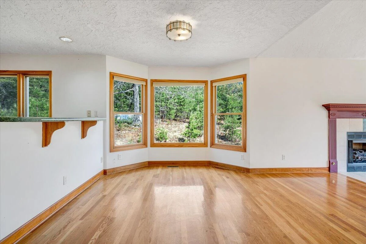 5580 Warring LN - Photo 14