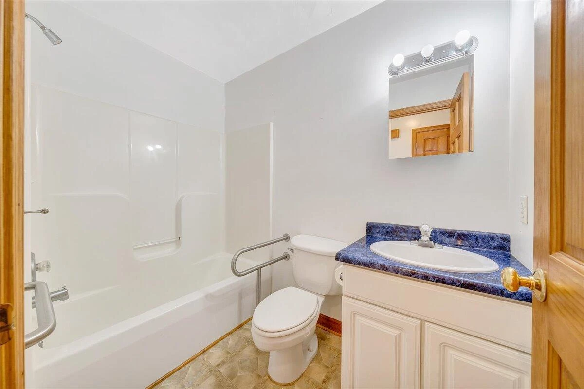 5580 Warring LN - Photo 21