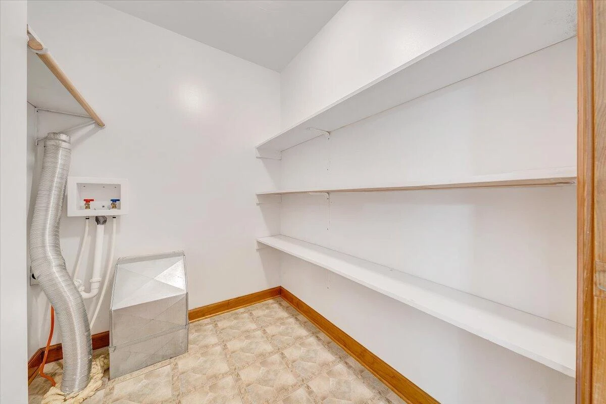 5580 Warring LN - Photo 28