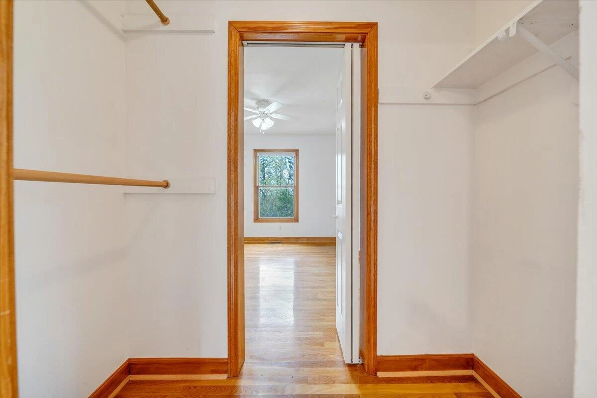 5580 Warring LN - Photo 29
