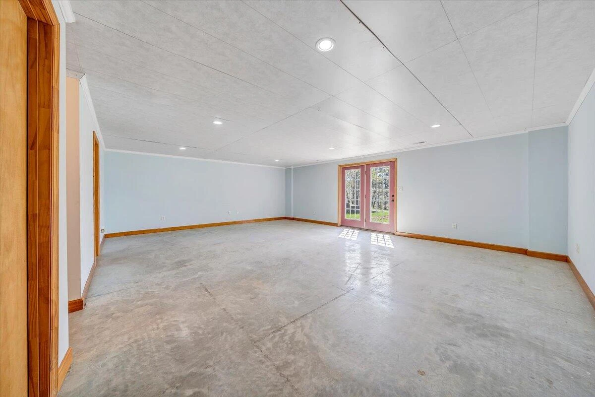 5580 Warring LN - Photo 37