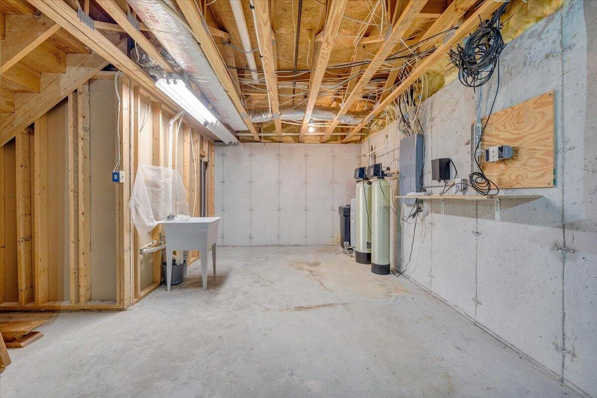 5580 Warring LN - Photo 41