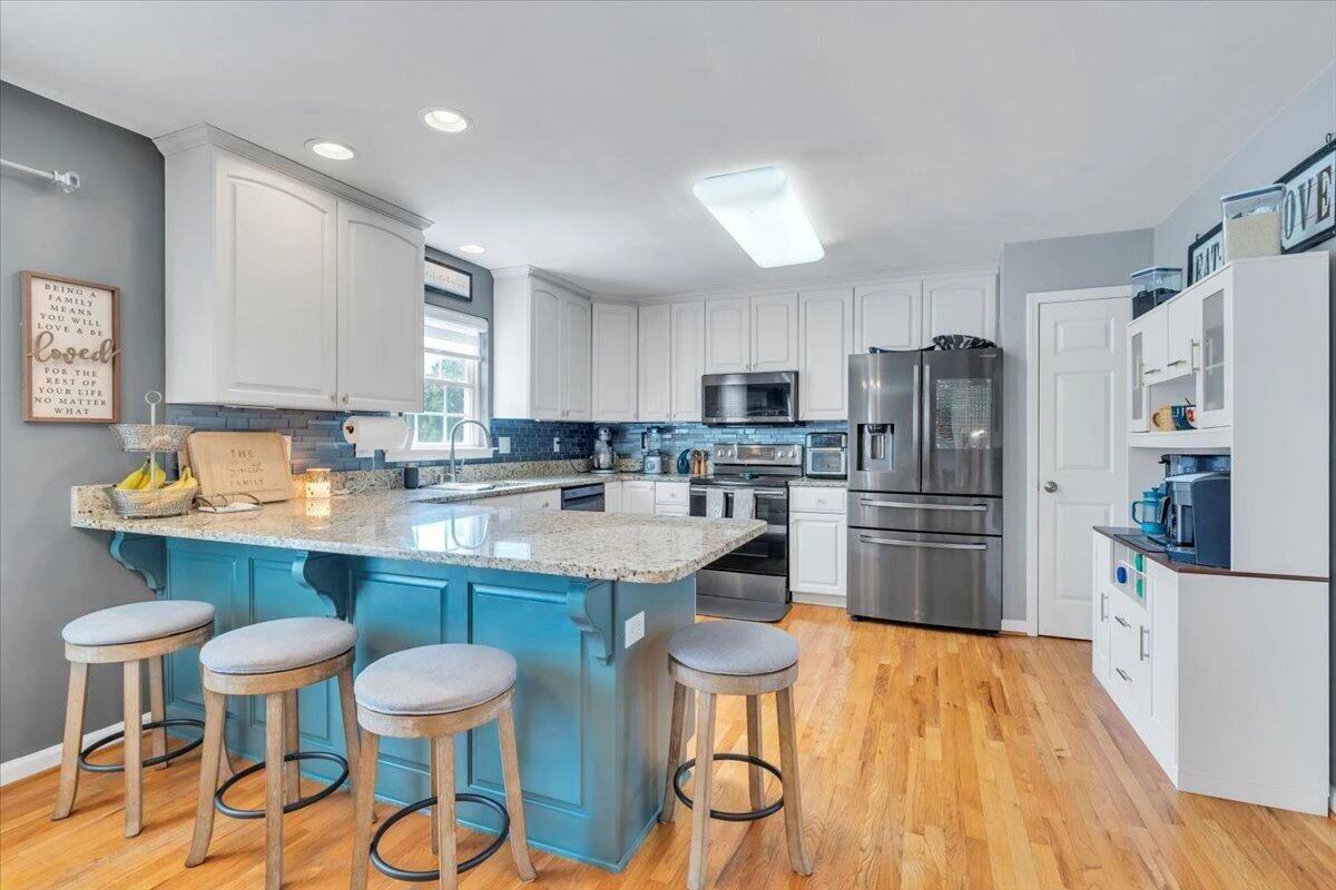 521 Ridgecrest LN - Photo 8