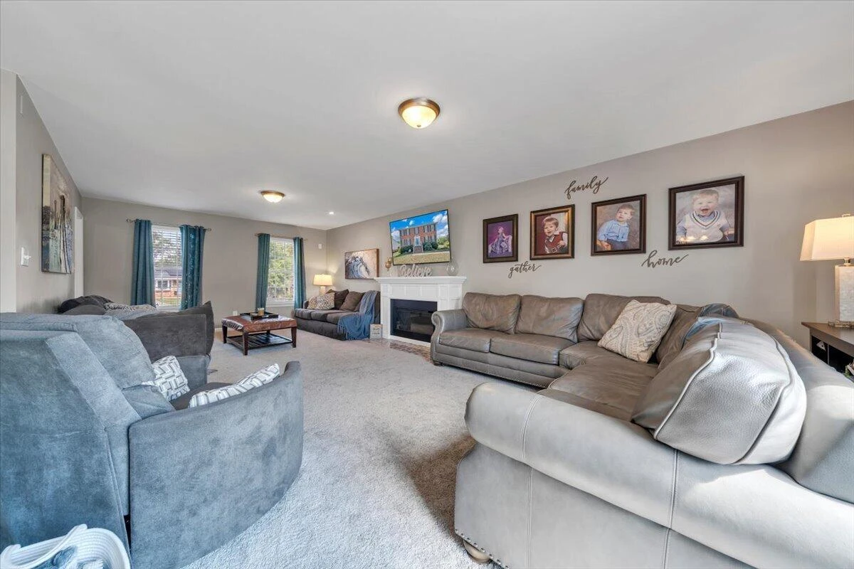 521 Ridgecrest LN - Photo 13