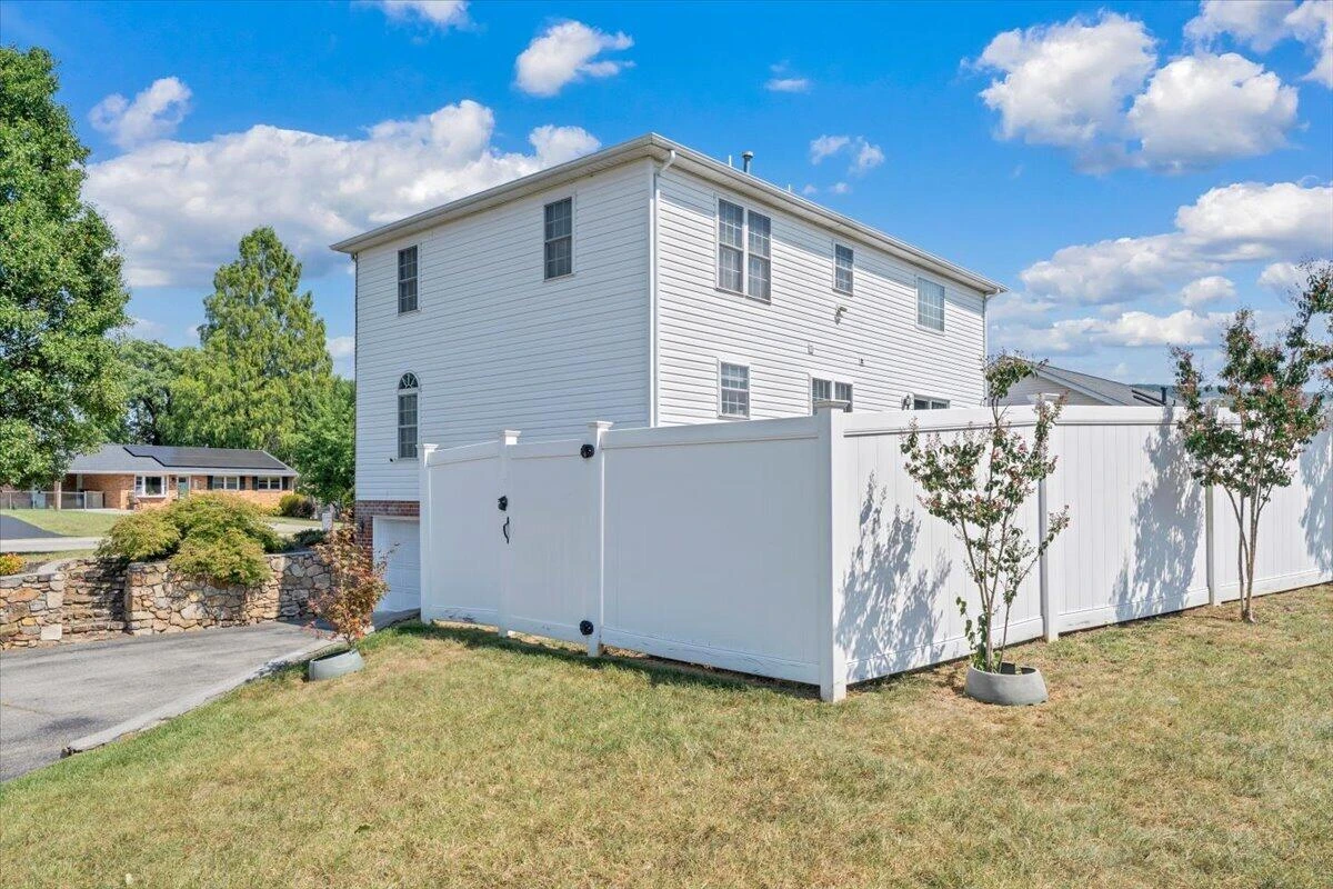 521 Ridgecrest LN - Photo 39