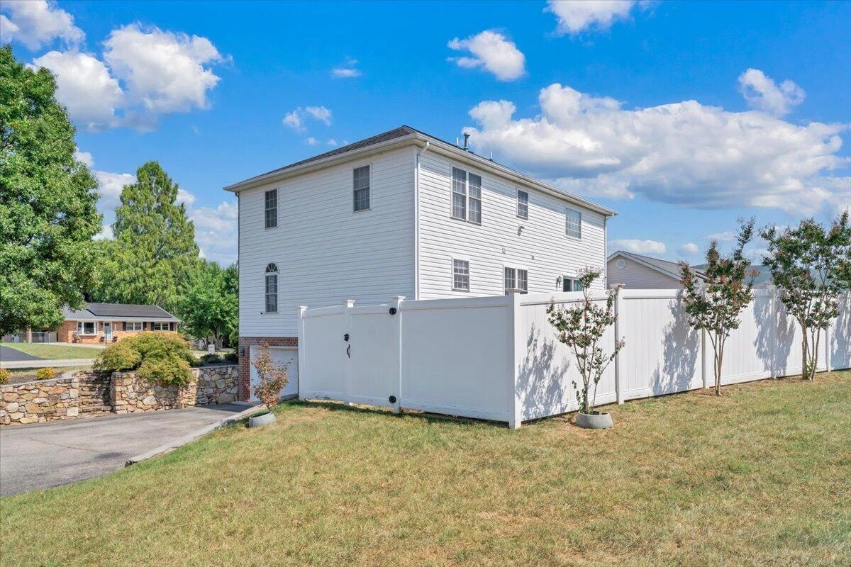 521 Ridgecrest LN - Photo 40