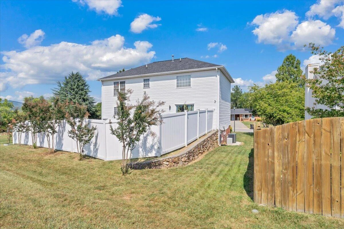 521 Ridgecrest LN - Photo 44