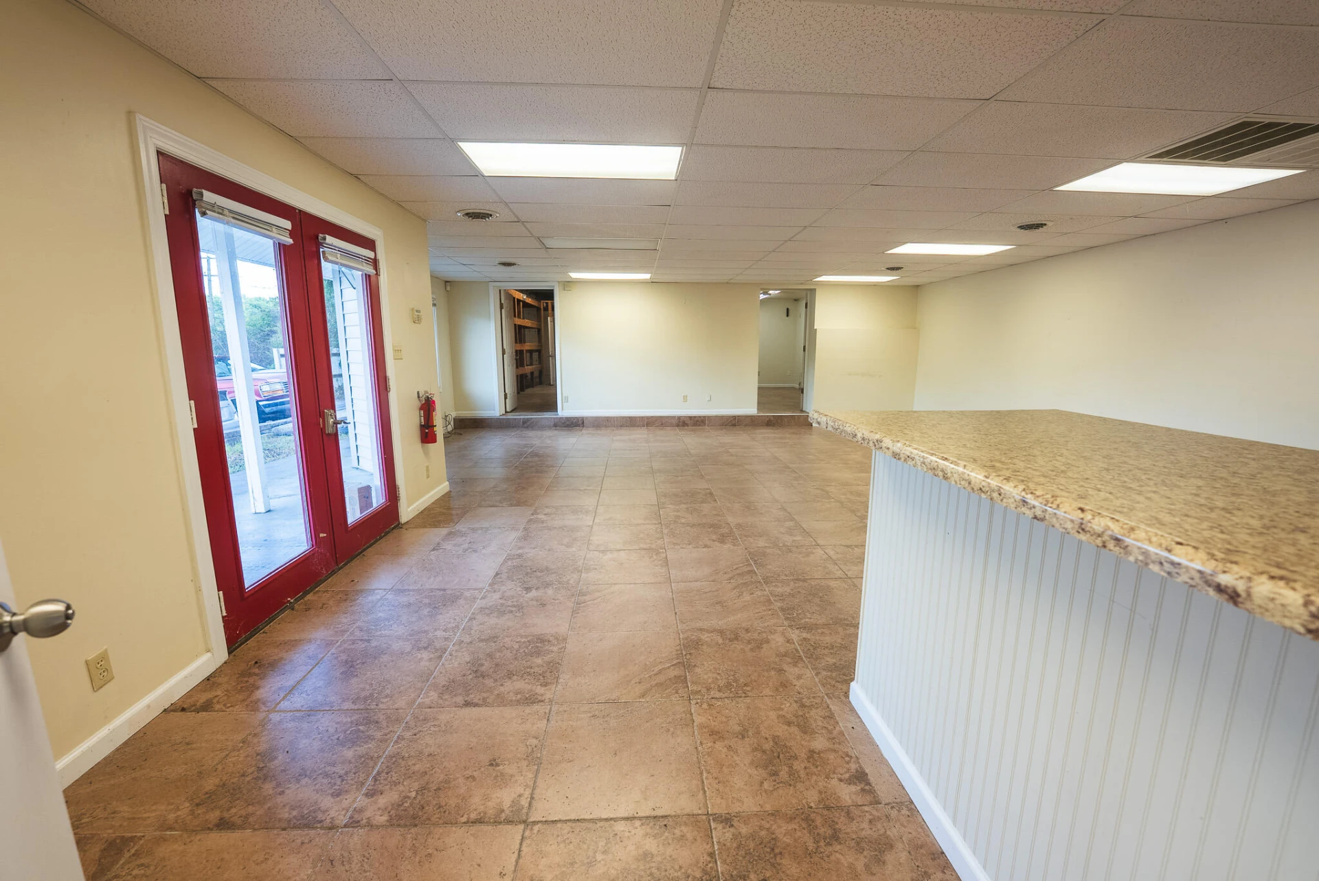 690 N Franklin ST - Photo 6