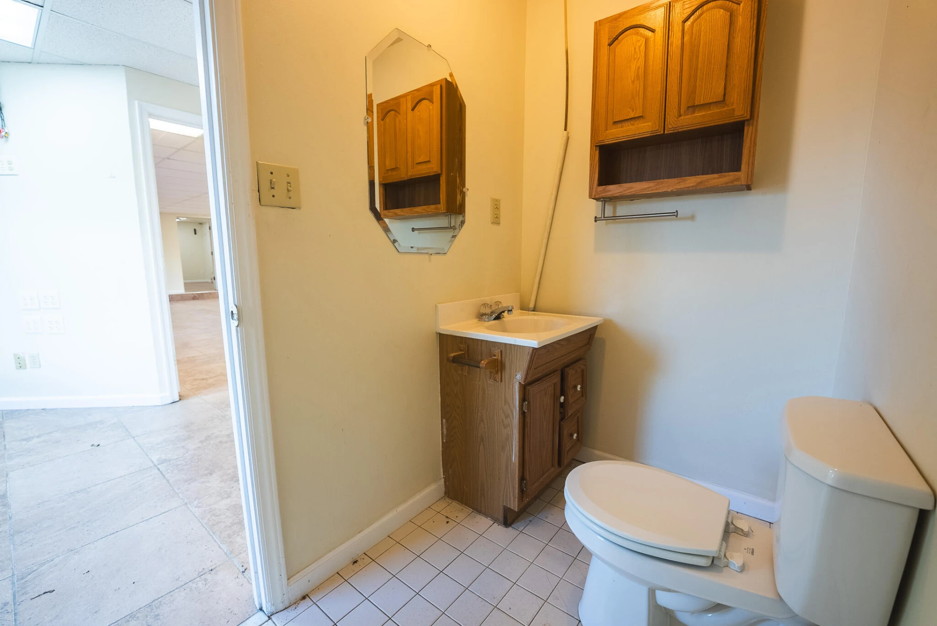 690 N Franklin ST - Photo 19