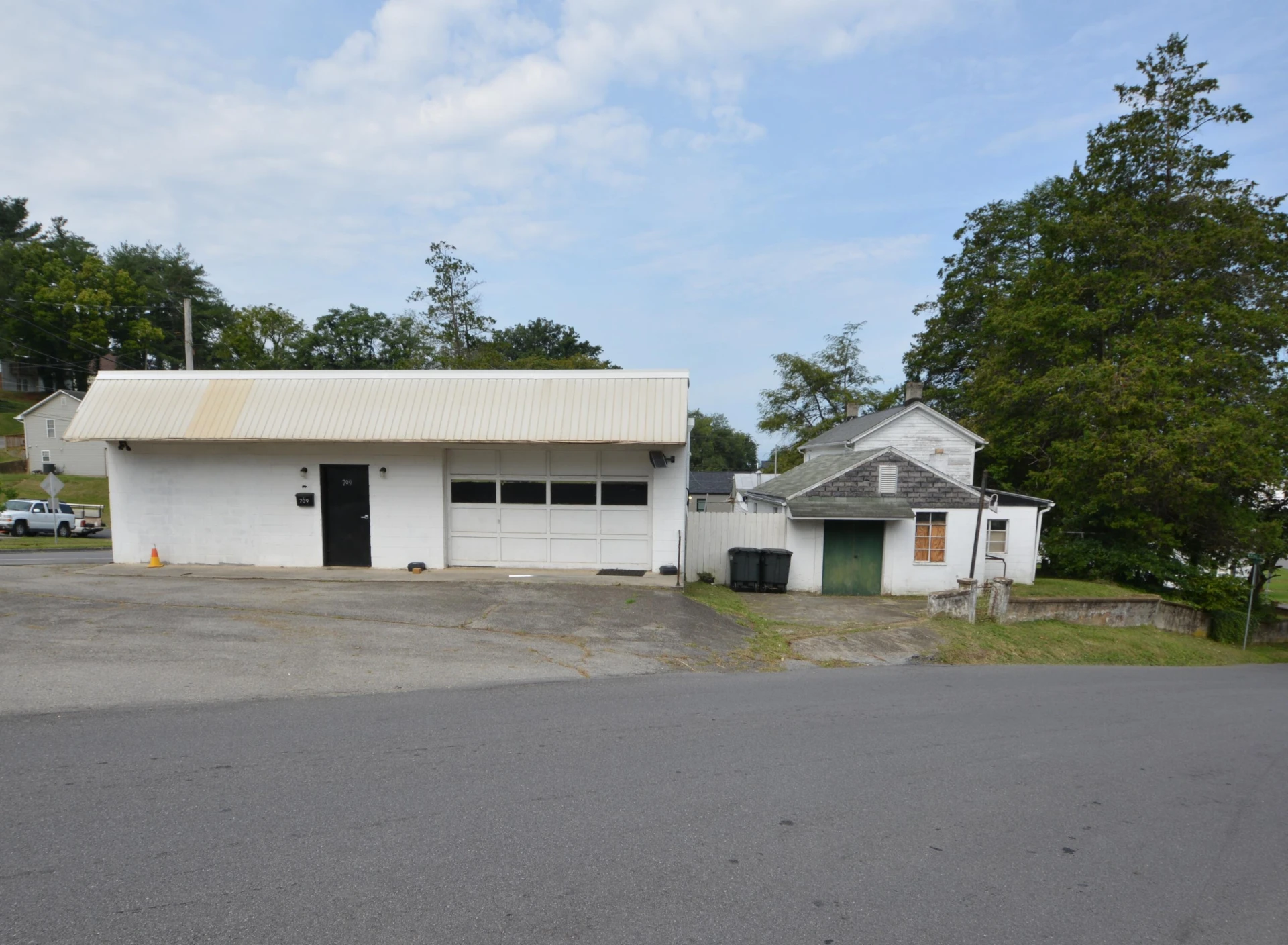 705 E Jackson AVE #& 709 - Photo 6