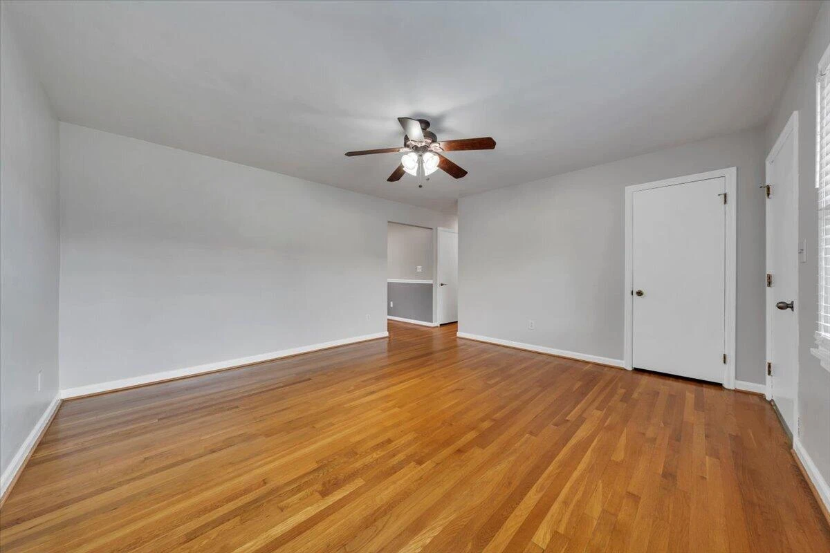 2409 Rollingwood DR - Photo 6