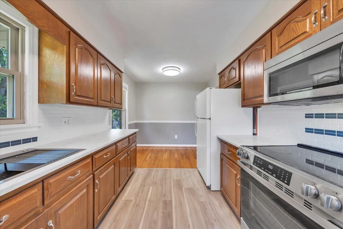 2409 Rollingwood DR - Photo 13