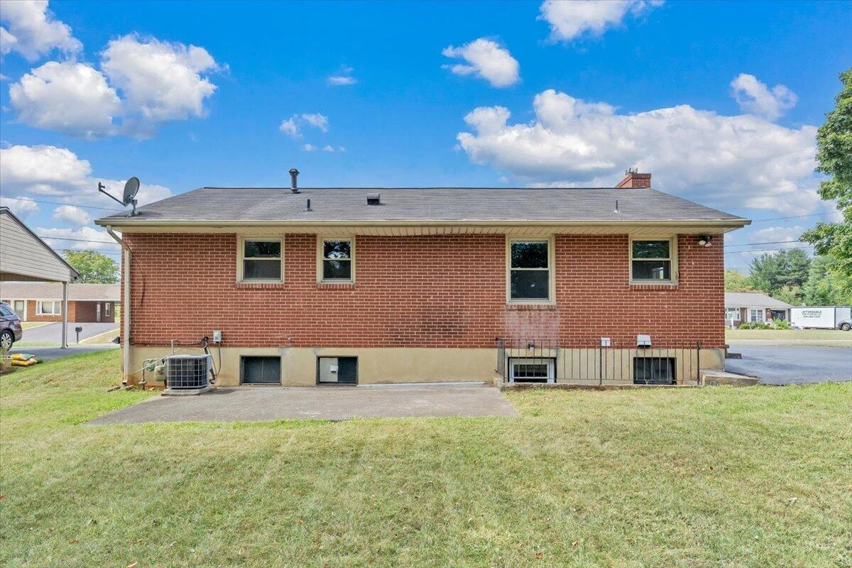 2409 Rollingwood DR - Photo 38