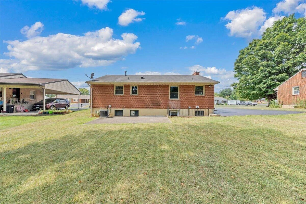 2409 Rollingwood DR - Photo 39