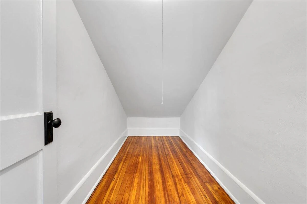1226 Kerns AVE SW - Photo 36