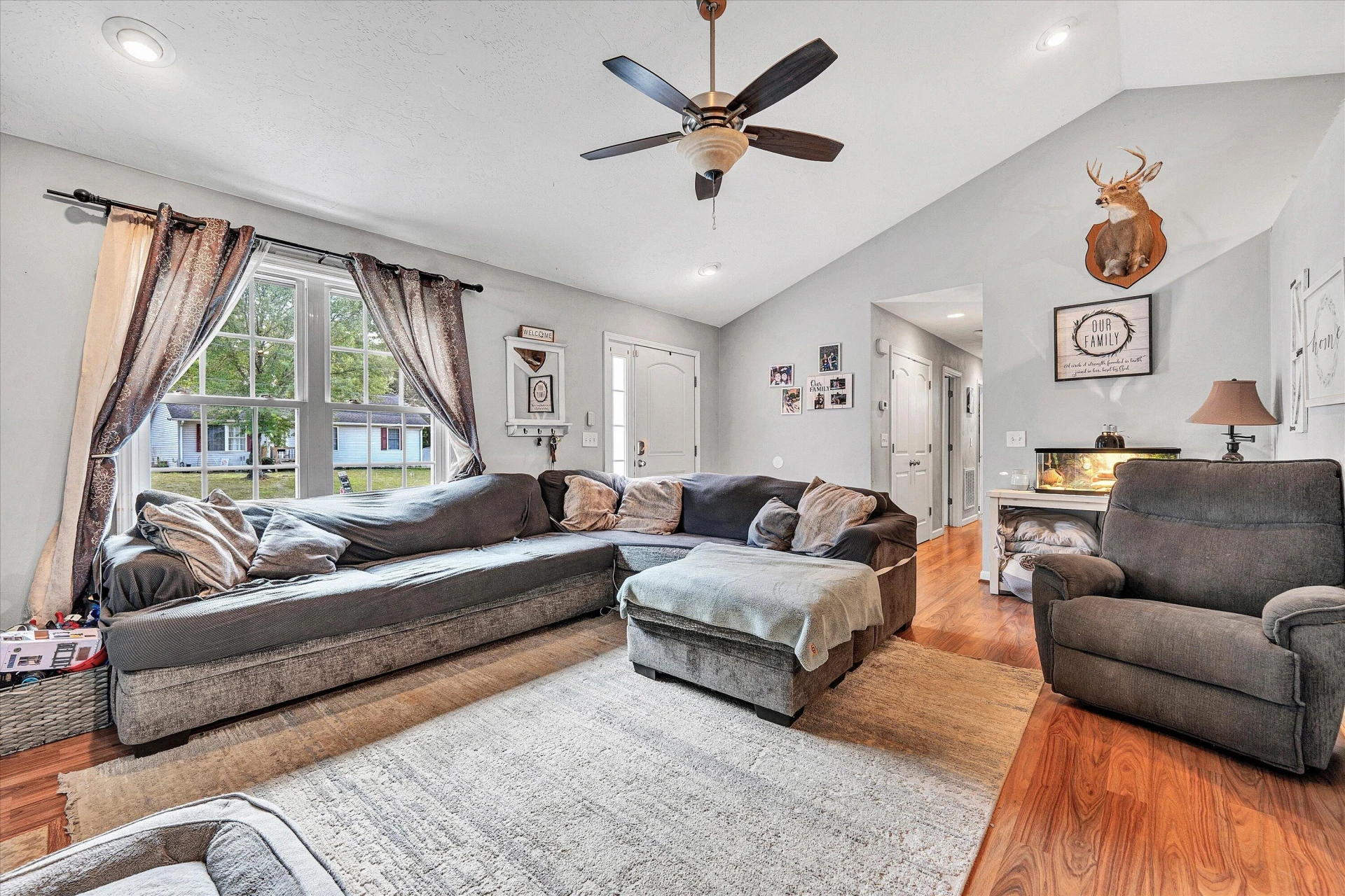 1647 Millbrook ST - Photo 8