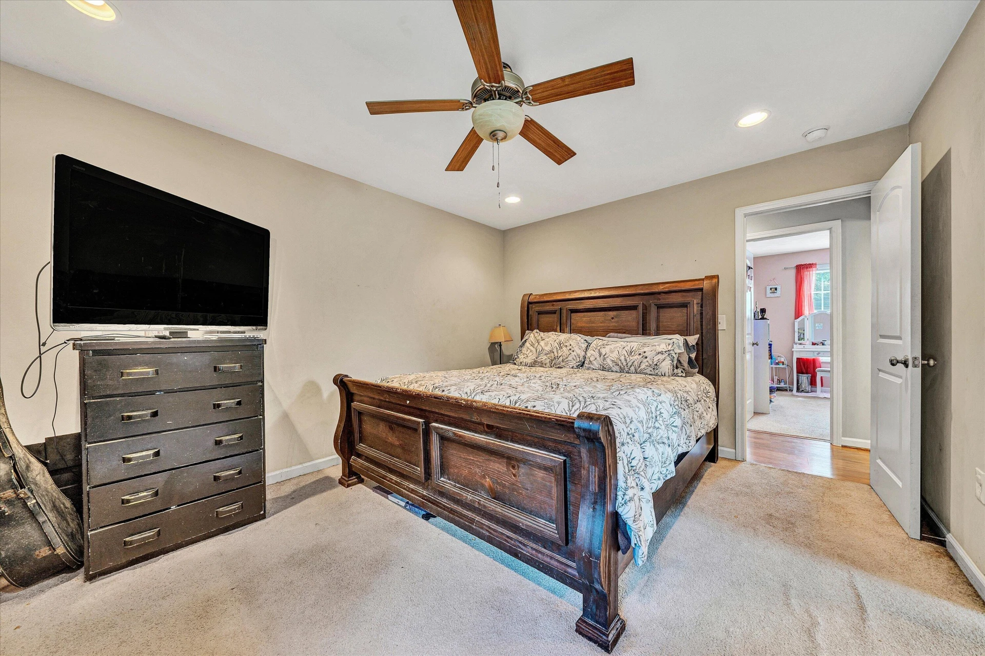 1647 Millbrook ST - Photo 17
