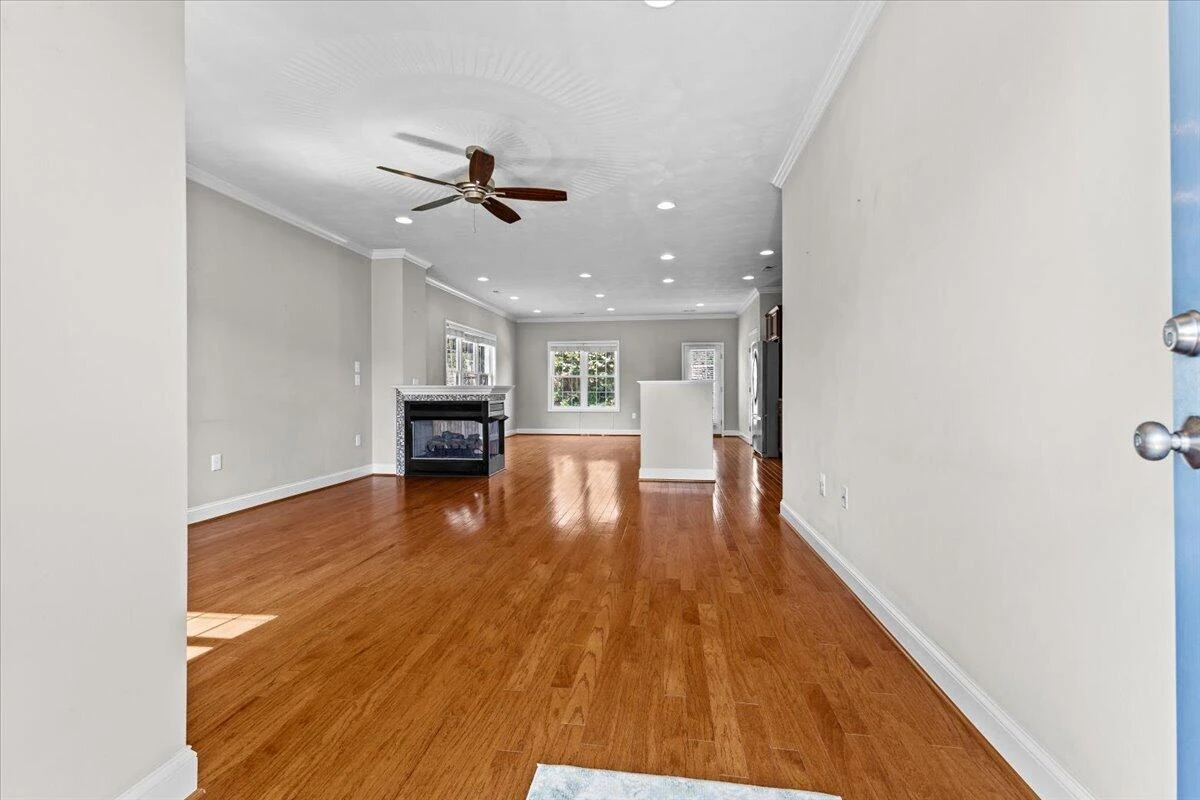 131 North Oaks DR - Photo 4