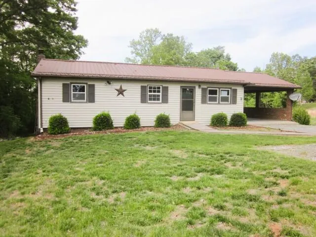 2765 HATCHETT RD, Penhook, VA, 24137