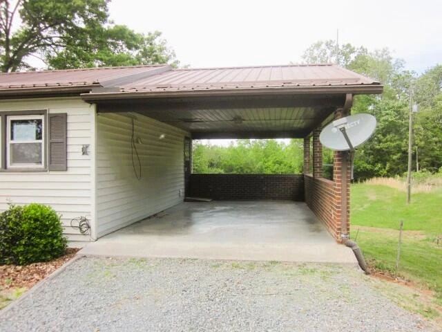 2765 HATCHETT RD - Photo 2