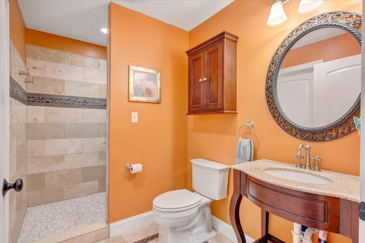 614 Forest Lawn DR - Photo 15