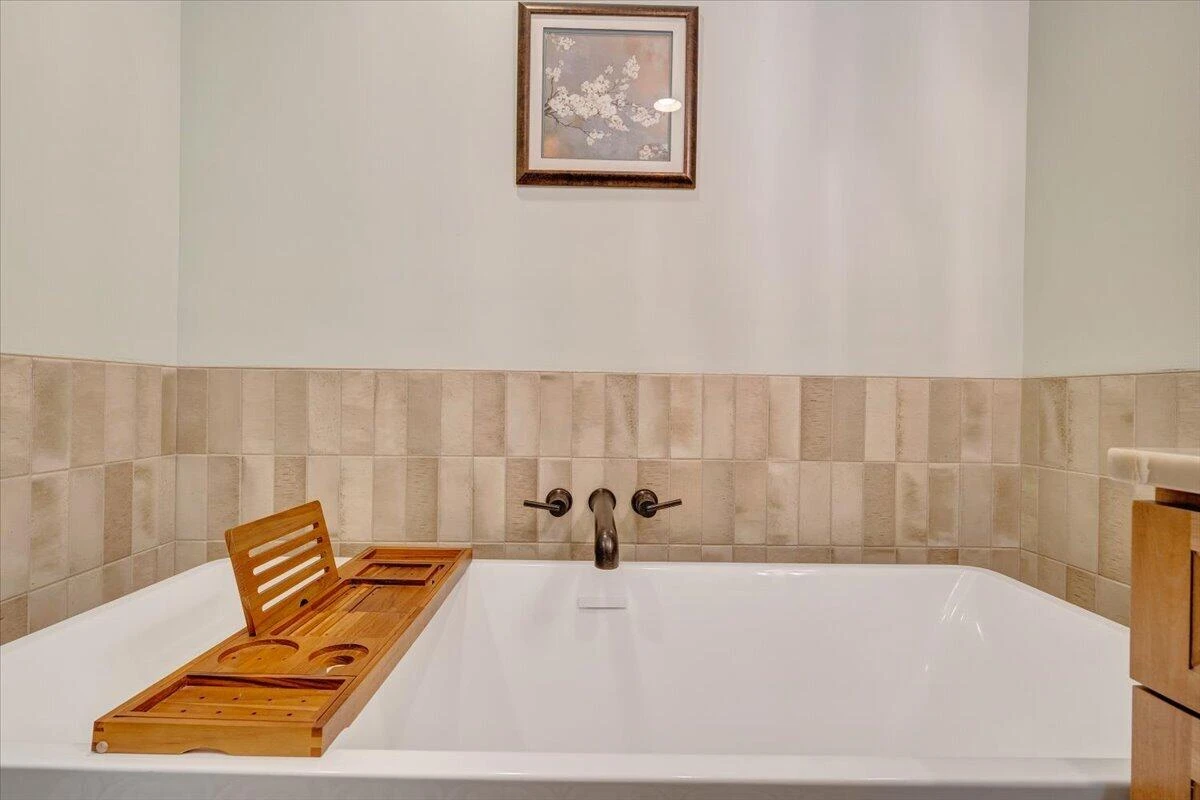 614 Forest Lawn DR - Photo 30