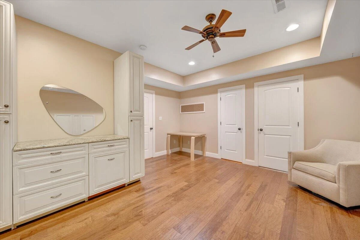 614 Forest Lawn DR - Photo 46