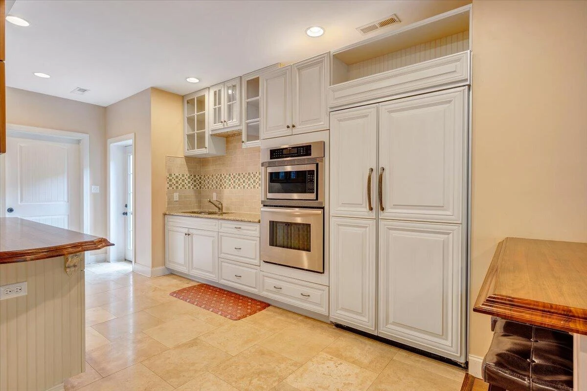 614 Forest Lawn DR - Photo 39