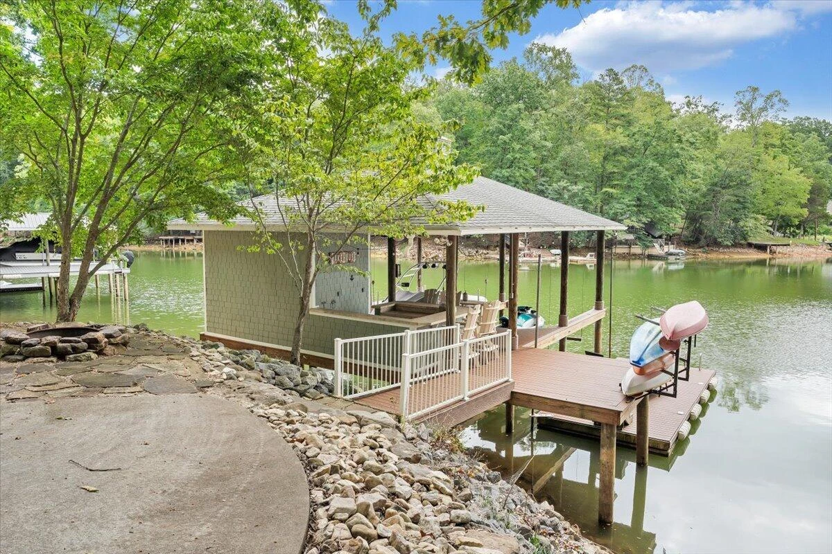 614 Forest Lawn DR - Photo 60