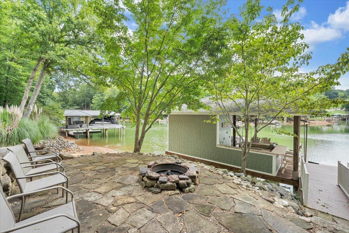 614 Forest Lawn DR - Photo 59