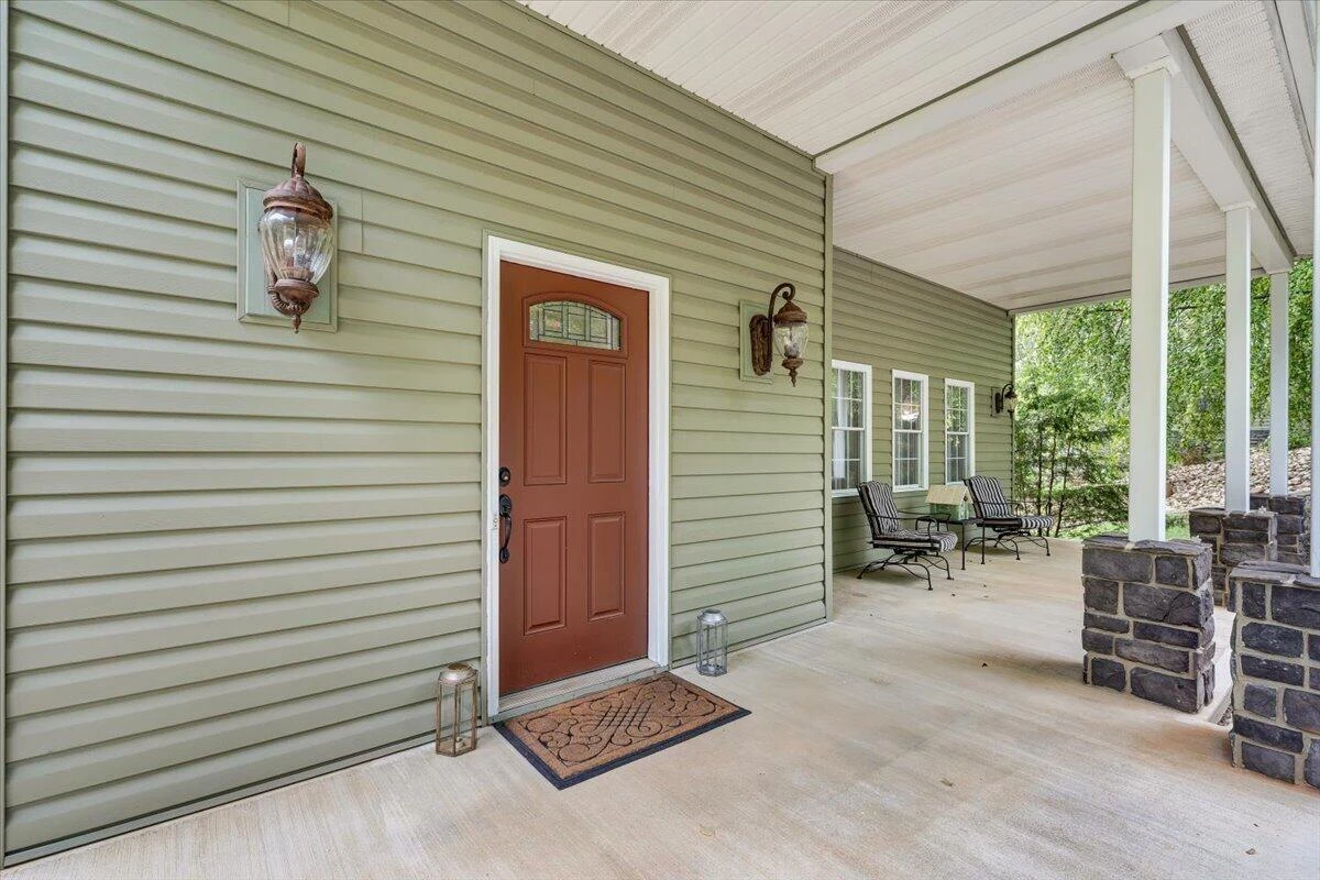 614 Forest Lawn DR - Photo 5
