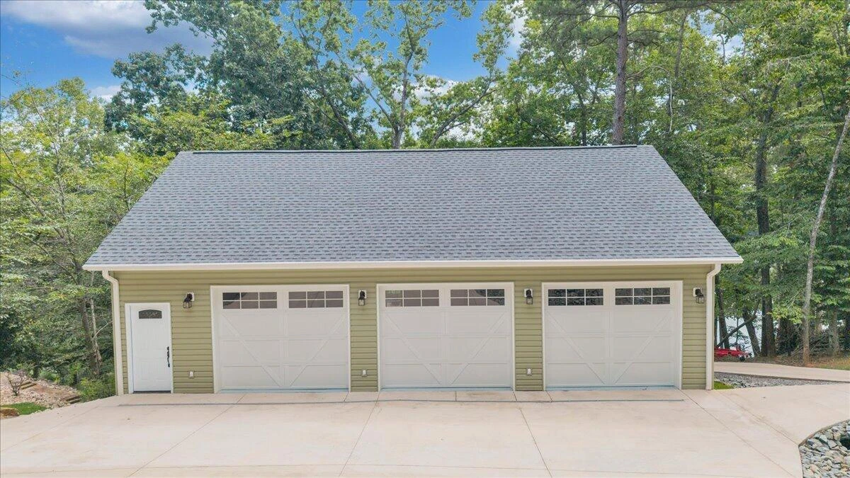 614 Forest Lawn DR - Photo 48