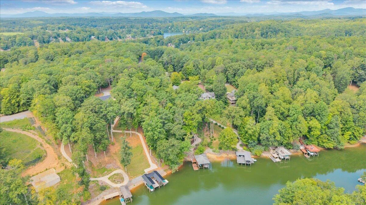 614 Forest Lawn DR - Photo 64