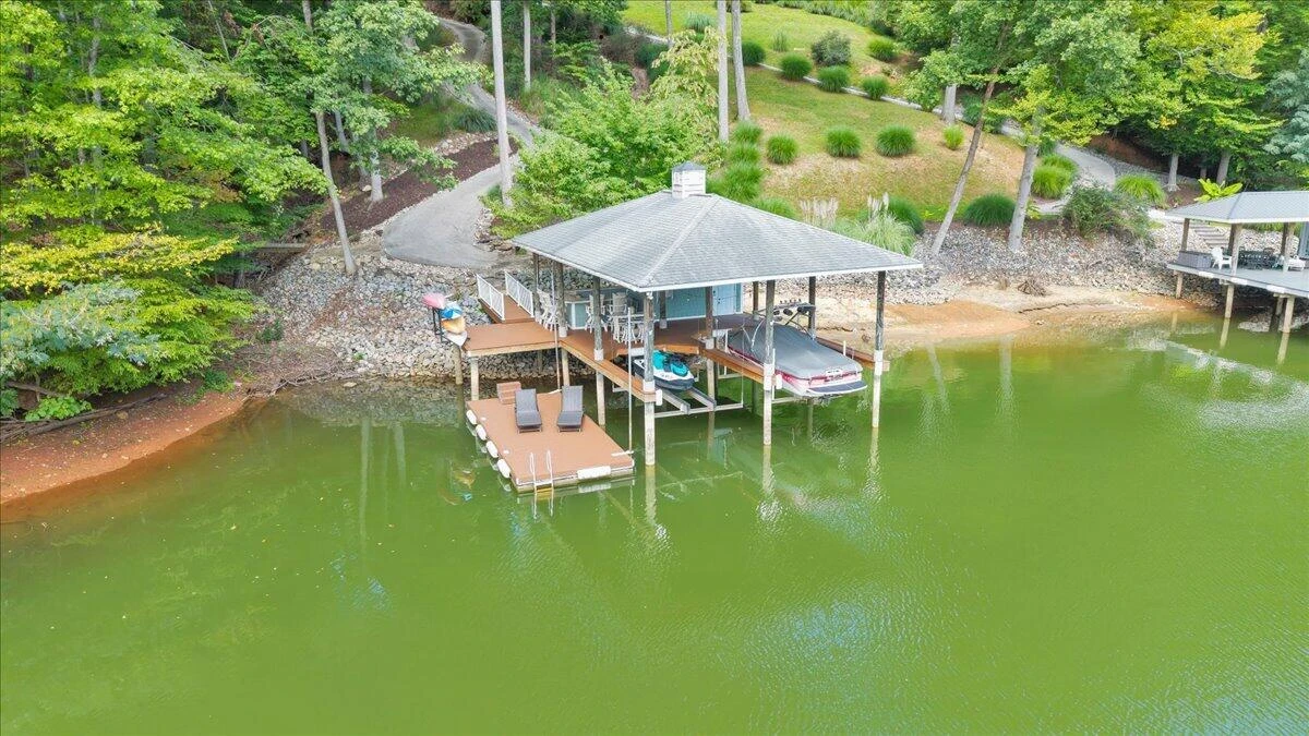 614 Forest Lawn DR - Photo 66