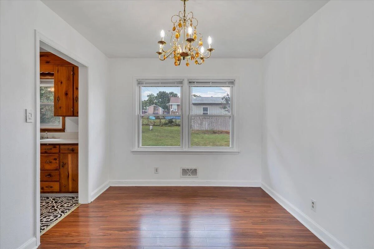 3318 Frontier RD NW - Photo 8