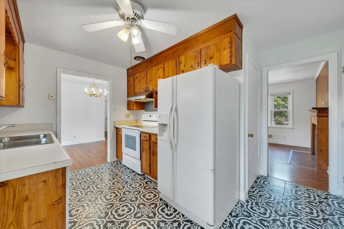 3318 Frontier RD NW - Photo 13