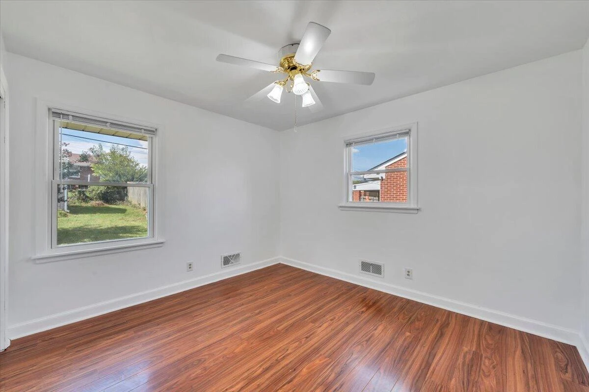 3318 Frontier RD NW - Photo 14