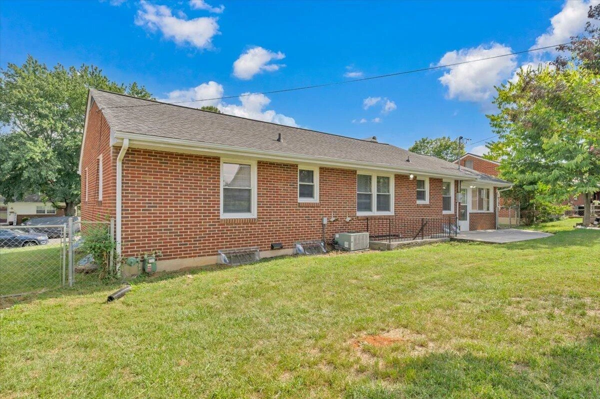 3318 Frontier RD NW - Photo 37