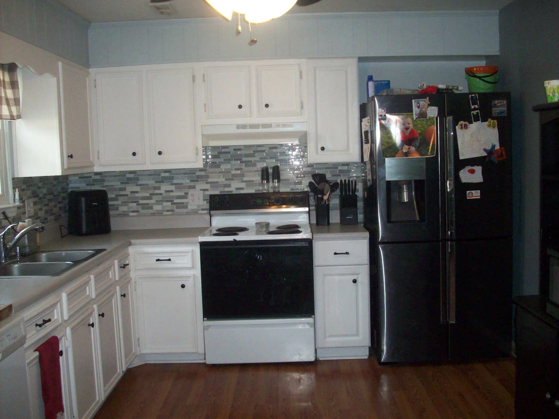 8211 Wood Haven RD - Photo 5
