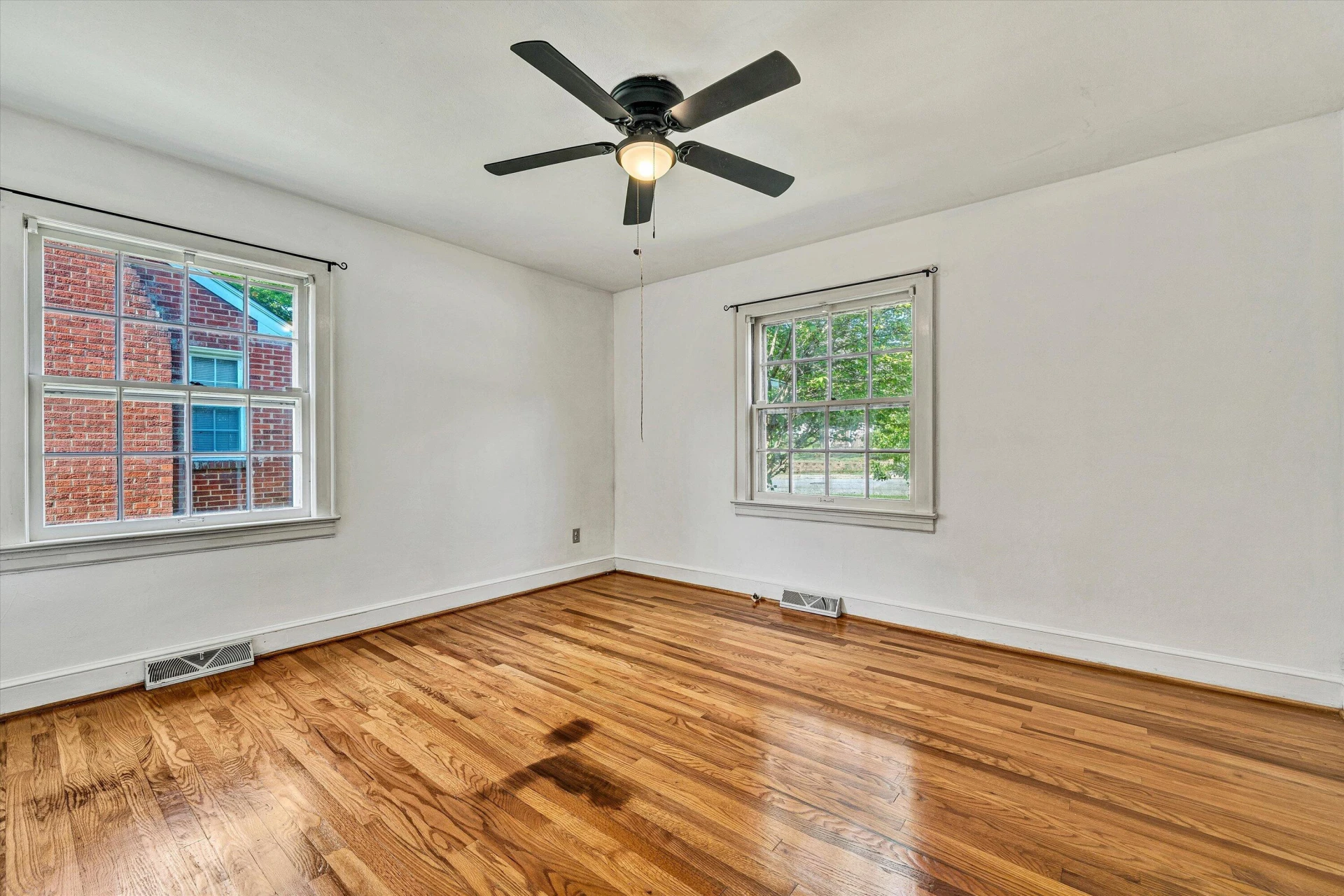 2944 Fleetwood AVE SW - Photo 14