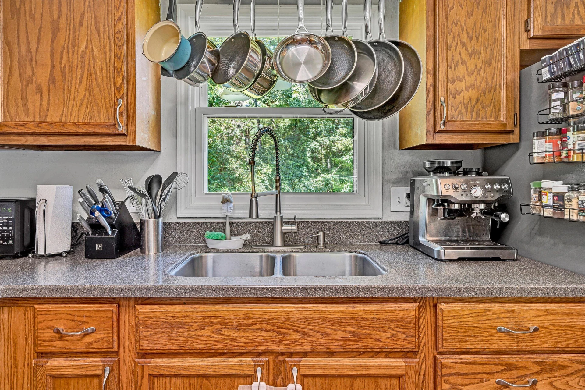 10380 Ivy Ridge RD - Photo 8