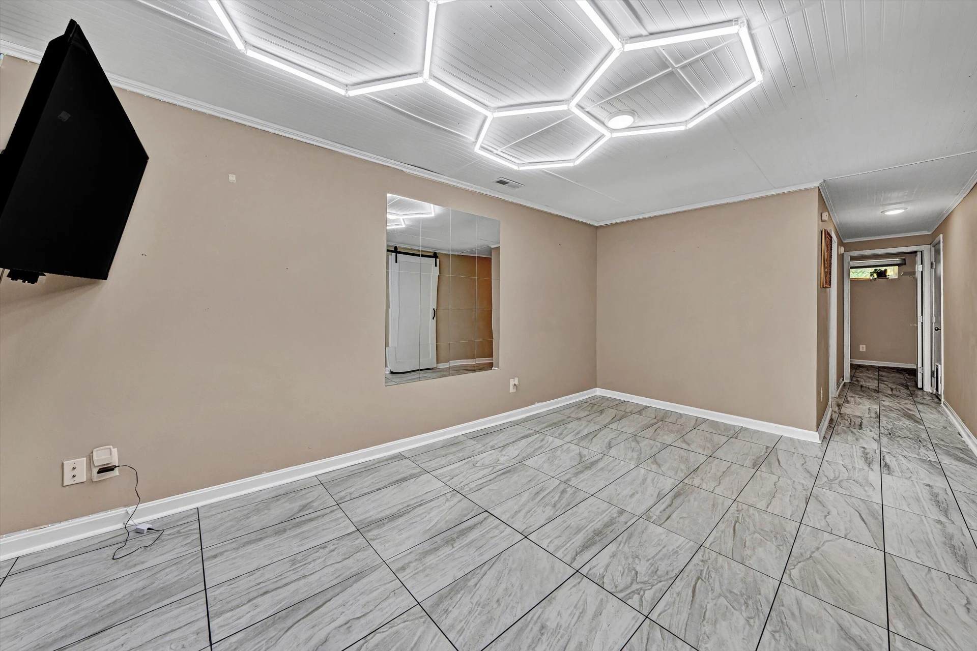 10380 Ivy Ridge RD - Photo 15