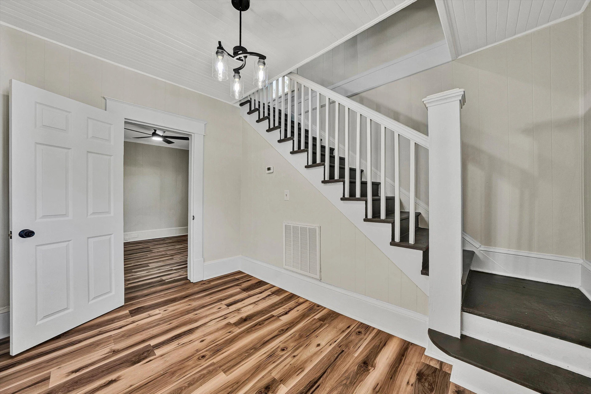 1936 Willis ST - Photo 8