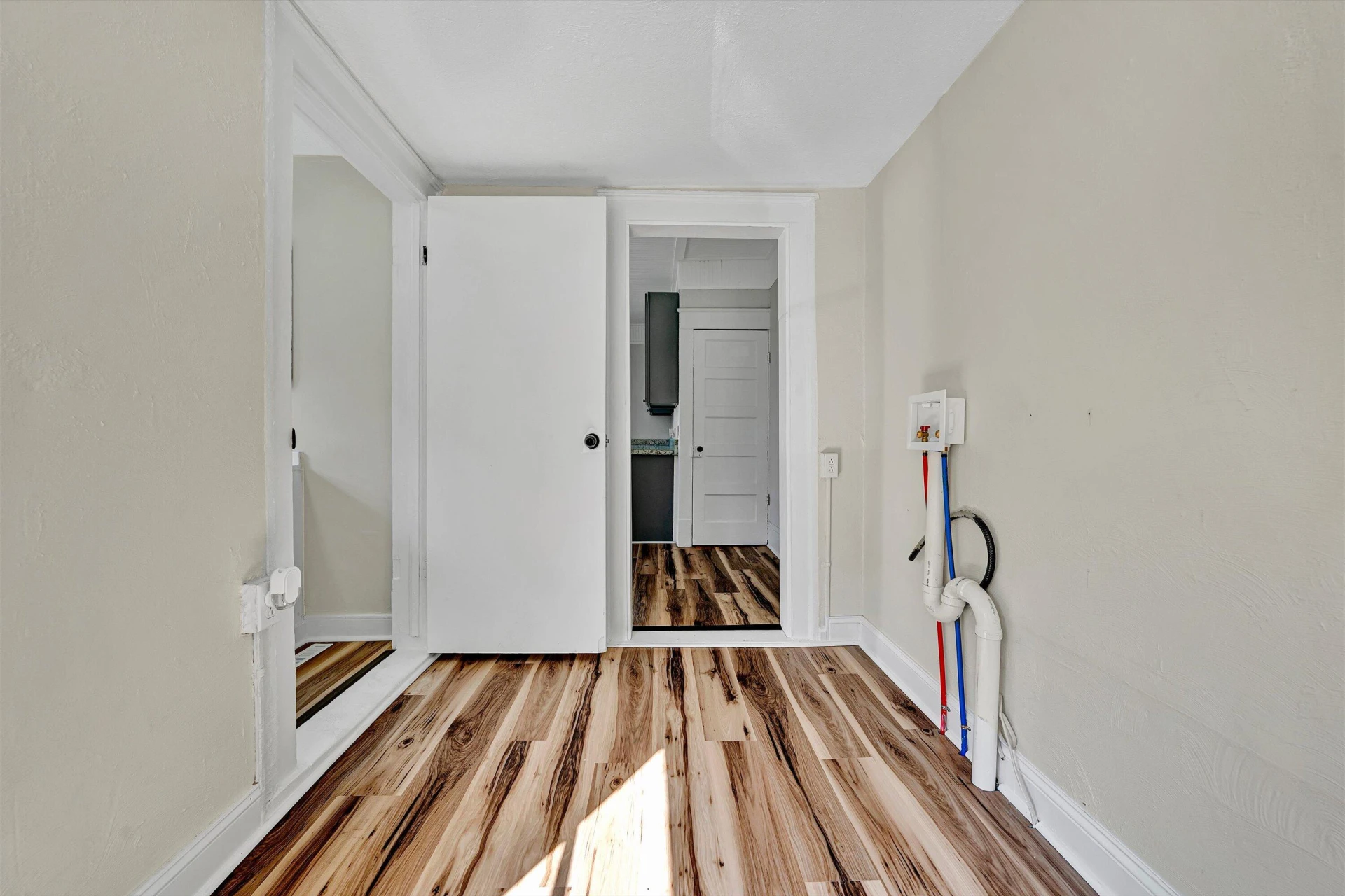 1936 Willis ST - Photo 19