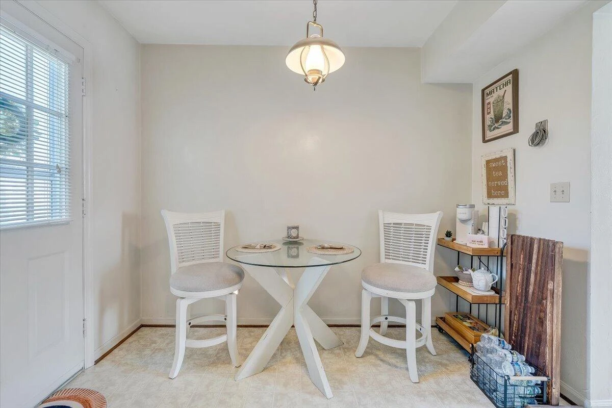 306 & 308 Troy AVE NE - Photo 6