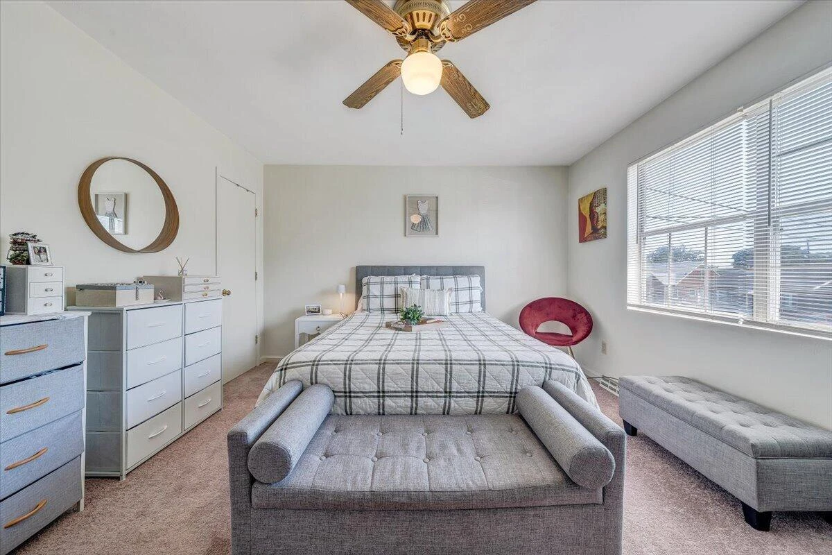 306 & 308 Troy AVE NE - Photo 8