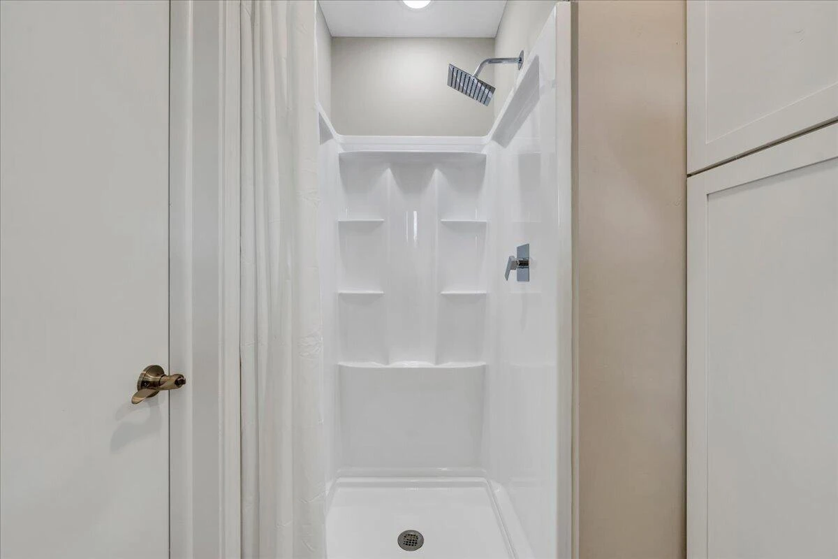 2519 Winifred DR SW - Photo 23