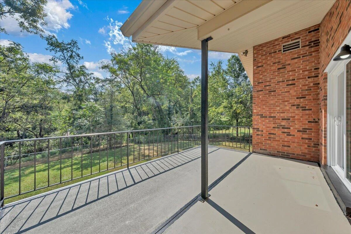 2519 Winifred DR SW - Photo 28