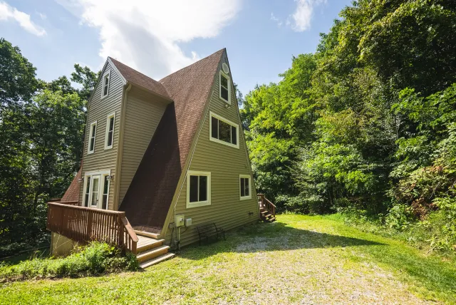 8535 Willett LN, Bent Mountain, VA, 24059